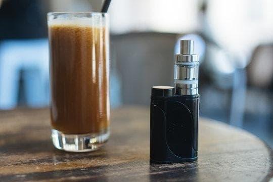 IBvape Shop explains can i carry e cigarettes in checked luggage and how to pack them safely