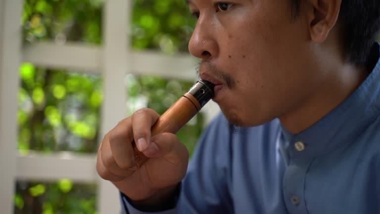 xoilac tv review and e cigarette vs smoking comparison every vaper and smoker should read
