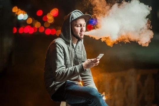 Einweg Vapes buying guide and how the legal age to buy e cigarettes affects sales and safety