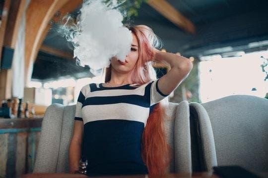 e-dym exposes myths about e cigarettes and explains why e-dym users need the facts