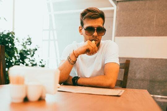 IBVape quick guide on how are cigarettes and e cigarettes similar and what every IBVape user should know