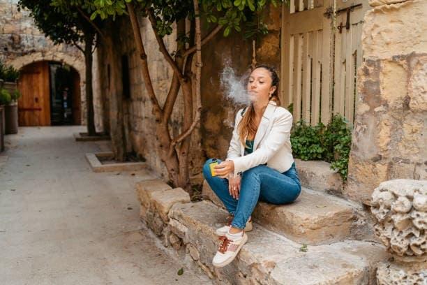 Elektromos Cigi and e cigarettes that look real explained with smart buying tips for realistic vapes
